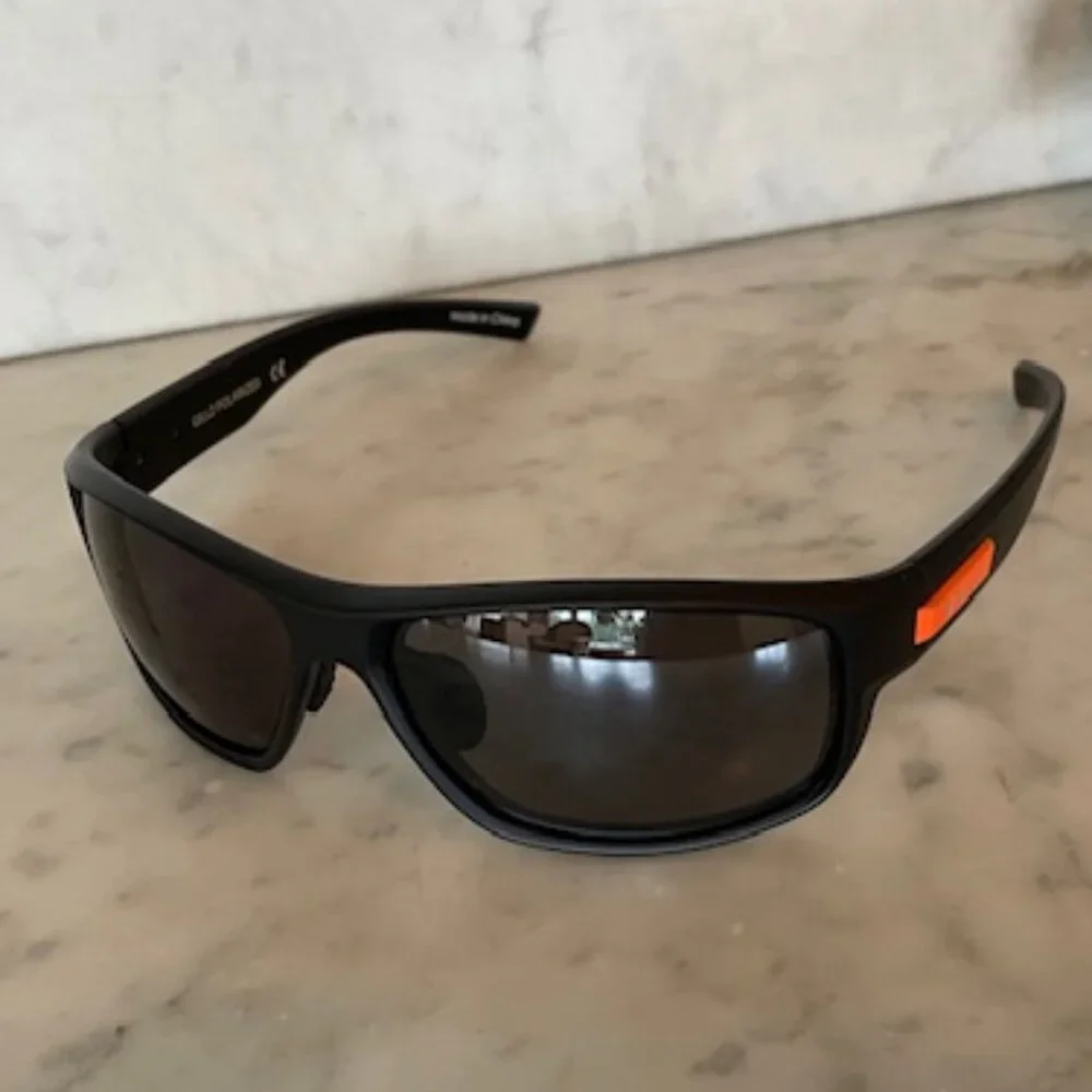 GILLZ GZS-Classic C.104 Black Polarized Frames Sunglasses 64-16